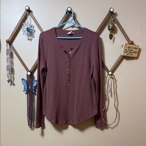 White Crow Plum Buttoned Long Sleeve Tee